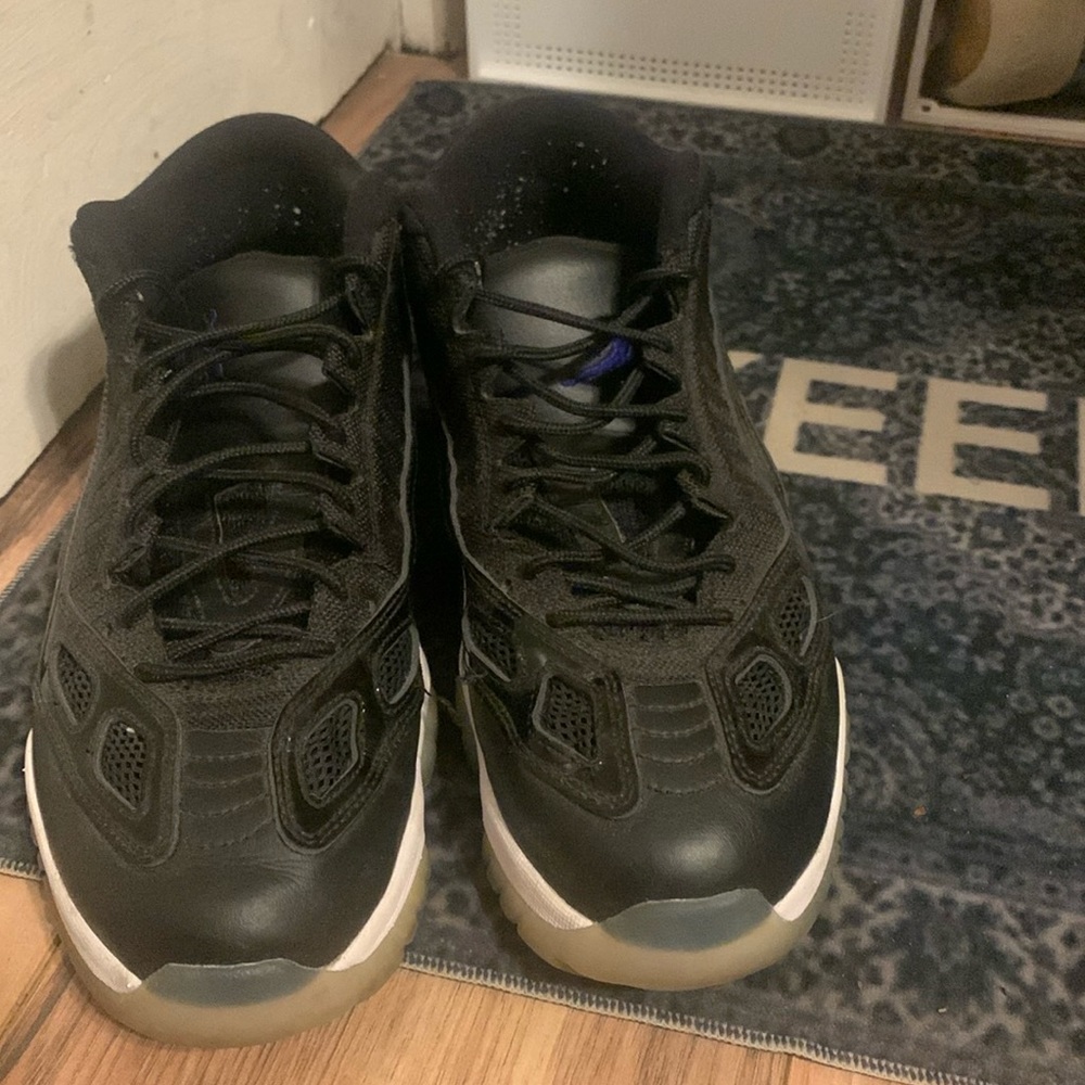 Jordan 11 Low